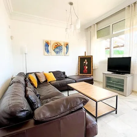 Apartment Modern Three-level Near The Sea